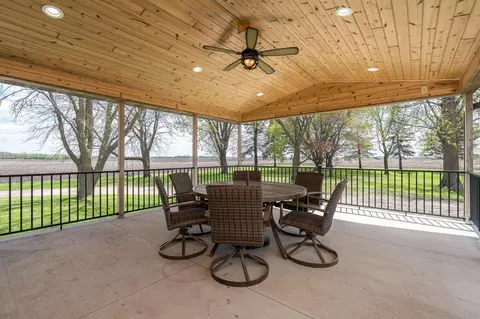 Exterior - 62277 142nd St, Mapleton, MN 56065 photo 3 of 8