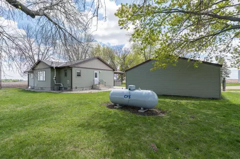 Exterior - 62277 142nd St, Mapleton, MN 56065 photo 7 of 8