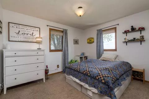 Bedroom - 62277 142nd St, Mapleton, MN 56065 photo 4 of 7