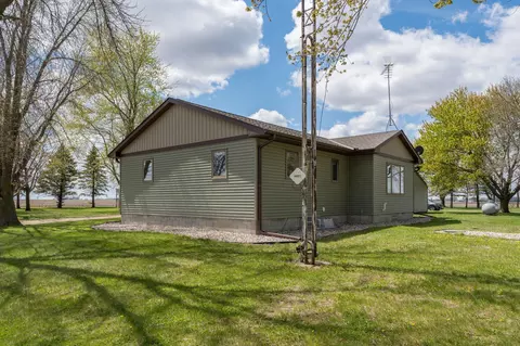 Exterior - 62277 142nd St, Mapleton, MN 56065 photo 8 of 8