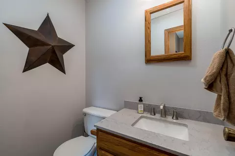 Bath - 62277 142nd St, Mapleton, MN 56065 photo 3 of 4