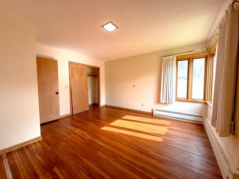 Bedroom - 821 Park St, Jackson, MN 56143 photo 4 of 5