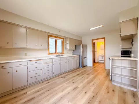 Kitchen - 821 Park St, Jackson, MN 56143 photo 1 of 6