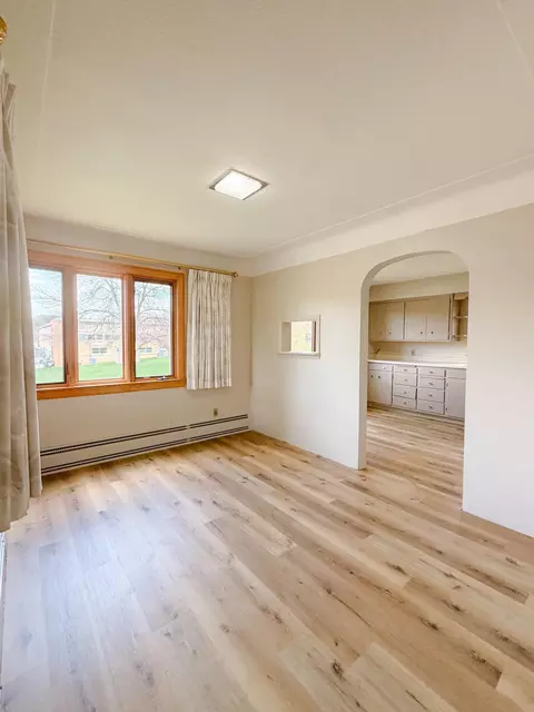 Dining - 821 Park St, Jackson, MN 56143 photo 1 of 1