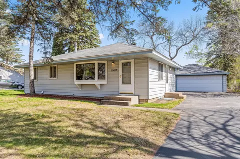11417 Swallow St NW, Coon Rapids, MN 55433