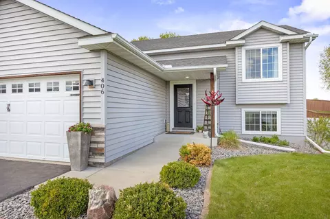 406 Greenway Dr, Delano, MN 55328