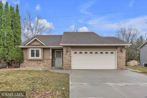 832 Aspen Cir, Little Canada, MN 55109