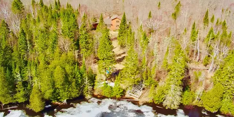 38 Sawmill Ln, Lutsen, MN 55612