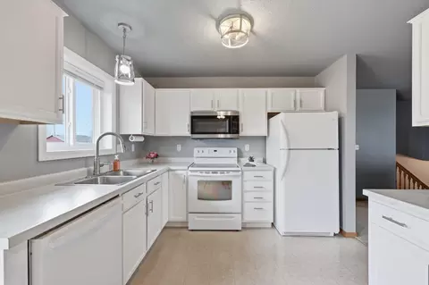 Kitchen - 1201 9th Ave SE, Barnesville, MN 56514 photo 1 of 2