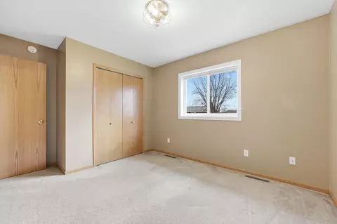 Bedroom - 1201 9th Ave SE, Barnesville, MN 56514 photo 2 of 6