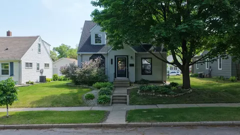 Exterior - 413 Highland Rd, Willmar, MN 56201 photo 9 of 11