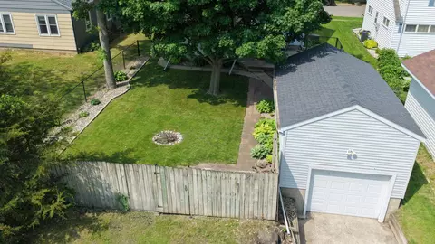 Exterior - 413 Highland Rd, Willmar, MN 56201 photo 10 of 11