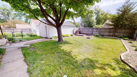 Exterior - 413 Highland Rd, Willmar, MN 56201 photo 6 of 11