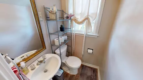 Bath - 413 Highland Rd, Willmar, MN 56201 photo 1 of 3