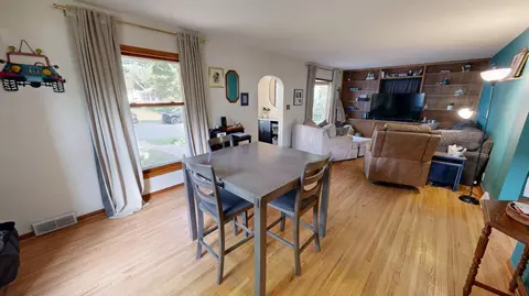 Dining - 413 Highland Rd, Willmar, MN 56201 photo 3 of 3