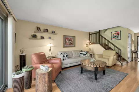 10203 Scarborough Rd, Bloomington, MN 55437