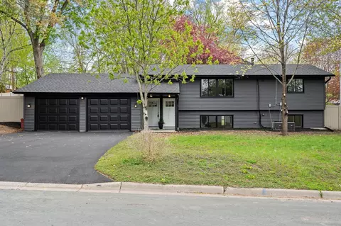 58 Inglewood St, Long Lake, MN 55356