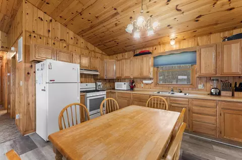 Kitchen - 42658 305th Pl, Aitkin, MN 56431 photo 1 of 6