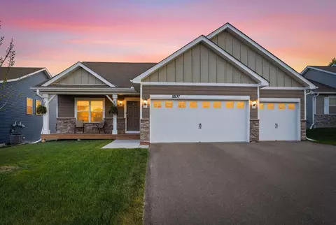 18137 Hidden Creek Trl, Lakeville, MN 55044