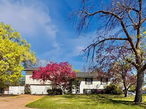 7640 Unity Ave N, Brooklyn Park, MN 55443