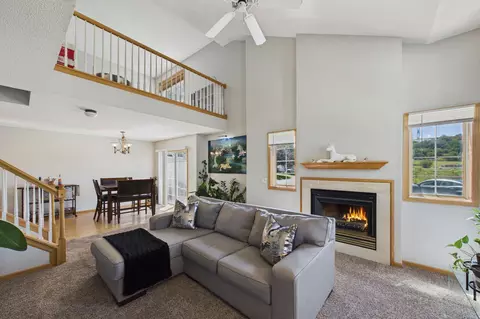 1781 Stone Meadow Blvd, Shakopee, MN 55379