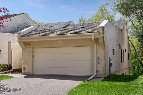 11830 Bren Rd, Hopkins, MN 55343