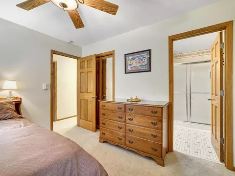 Bedroom - 10133 Drew Ave S, Bloomington, MN 55431 photo 2 of 4