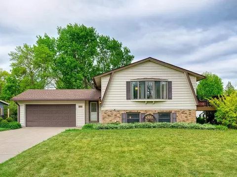 10133 Drew Ave S, Bloomington, MN 55431