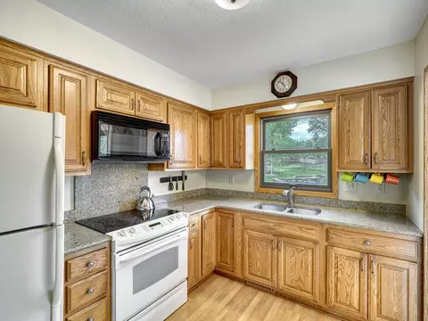 Kitchen - 10133 Drew Ave S, Bloomington, MN 55431 photo 2 of 3