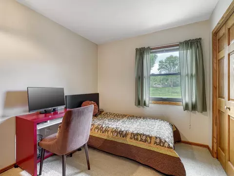 Bedroom - 10133 Drew Ave S, Bloomington, MN 55431 photo 4 of 4