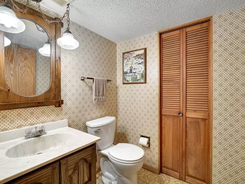 Bath - 10133 Drew Ave S, Bloomington, MN 55431 photo 3 of 3