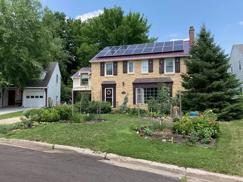 827 10 12 St SW, Rochester, MN 55902