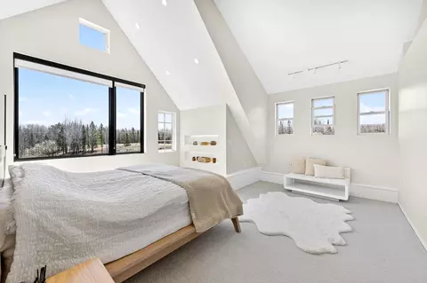 Bedroom - 2243 N Star Rd, Duluth, MN 55804 photo 1 of 5