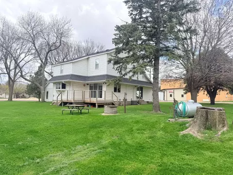 451 Paul Ave, Lake Wilson, MN 56151