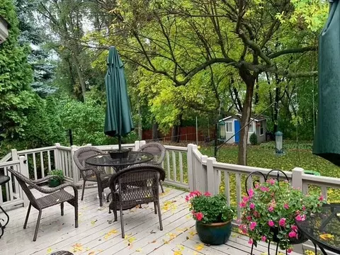 7201 32nd Ave N, Crystal, MN 55427