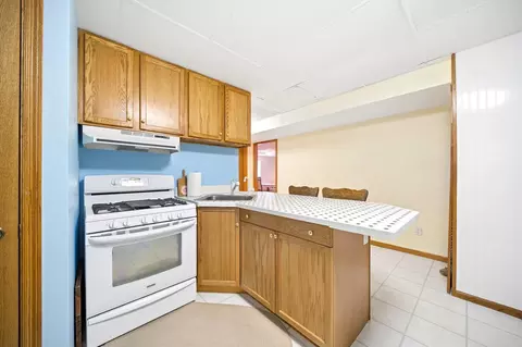 Kitchen - 4820 Echo Ct, Faribault, MN 55021 photo 6 of 7
