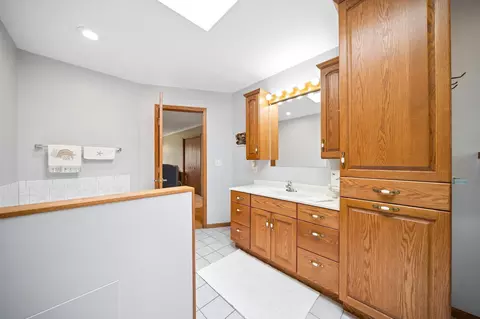 Bath - 4820 Echo Ct, Faribault, MN 55021 photo 2 of 3