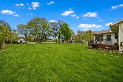 Exterior - 4820 Echo Ct, Faribault, MN 55021 photo 6 of 8