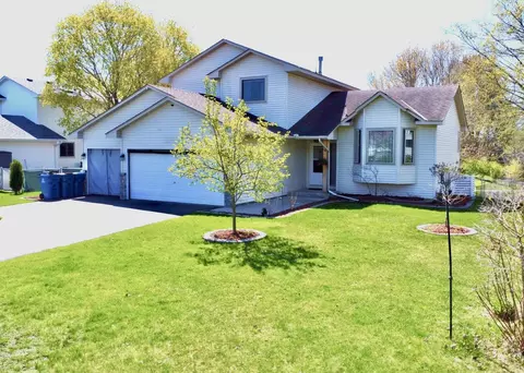 2062 122nd Ave NW, Coon Rapids, MN 55448