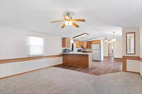 Living - 2210 Sundet Ln, Faribault, MN 55021 photo 2 of 8