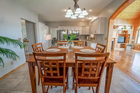 Dining - 5979 24th St NE, Willmar, MN 56201 photo 5 of 5