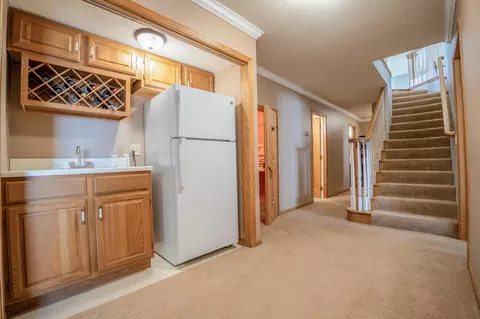 Entry Way - 5979 24th St NE, Willmar, MN 56201 photo 3 of 3