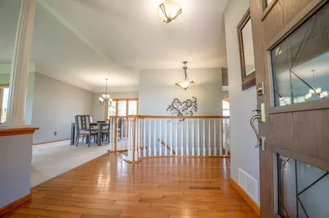 Entry Way - 5979 24th St NE, Willmar, MN 56201 photo 2 of 3
