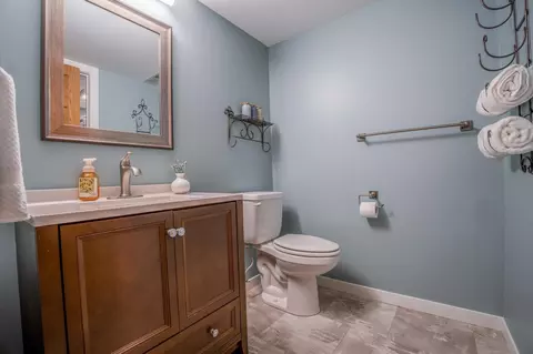 Bath - 5979 24th St NE, Willmar, MN 56201 photo 7 of 7