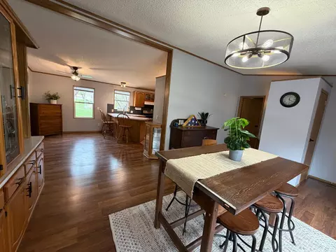 Dining - 2174 66th Ave NE, Willmar, MN 56201 photo 4 of 4