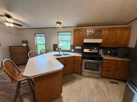 Kitchen - 2174 66th Ave NE, Willmar, MN 56201 photo 2 of 3