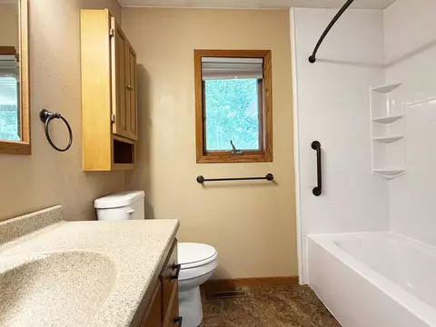 Bath - 431 Spring St, Tracy, MN 56175 photo 1 of 3