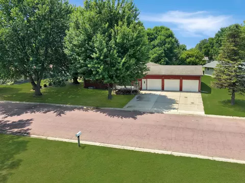 View/Area - 431 Spring St, Tracy, MN 56175 photo 1 of 2