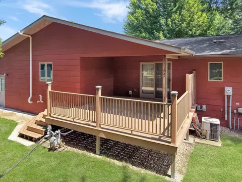 Exterior - 431 Spring St, Tracy, MN 56175 photo 7 of 10