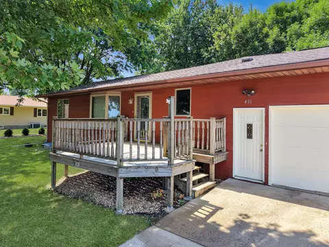 Exterior - 431 Spring St, Tracy, MN 56175 photo 3 of 10